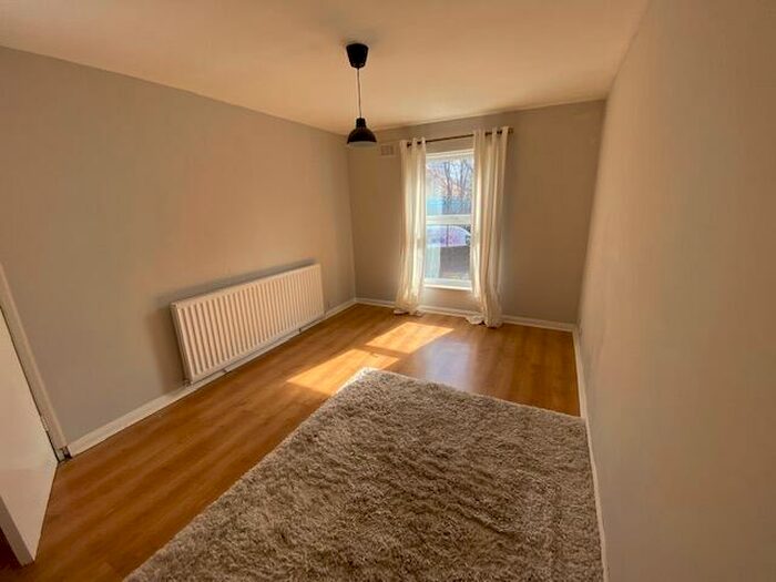 1 Bedroom Flat To Rent In Lee Park, London, SE3
