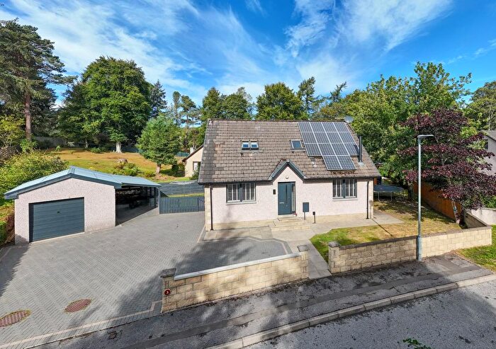 4 Bedroom Detached House For Sale In Rhuarden Court, Grantown On Spey, PH26