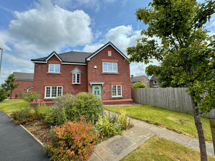 4 Bedroom Detached House For Sale In Goldfinch Drive, Clifton, PR4