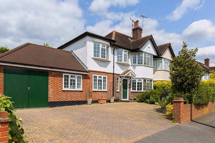 3 Bedroom Semi-Detached House To Rent In Vaughan Road, Thames Ditton, KT7