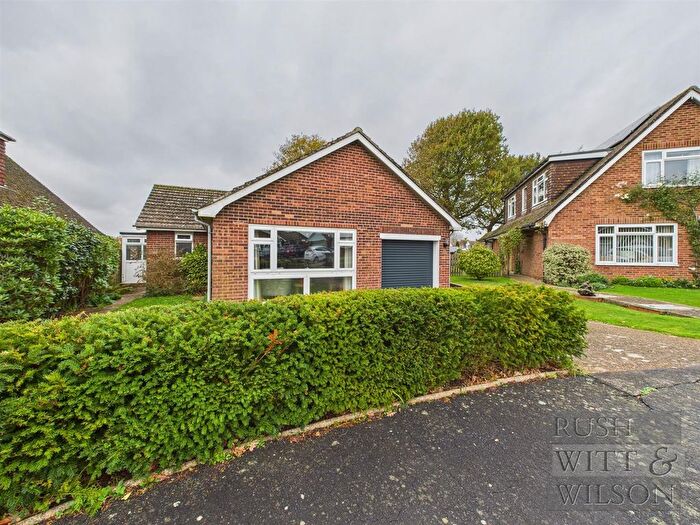 2 Bedroom Detached Bungalow For Sale In Downs View, Ninfield, TN33