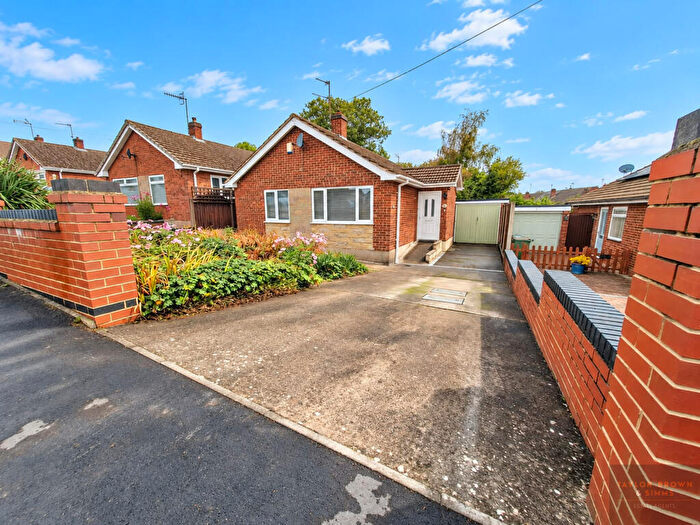 2 Bedroom Detached Bungalow For Sale In England Crescent, Heanor, Derbyshire, DE75