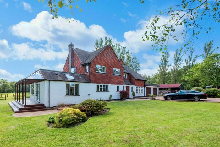 5 Bedroom Detached House To Rent In Ashtead Woods Road, KT21