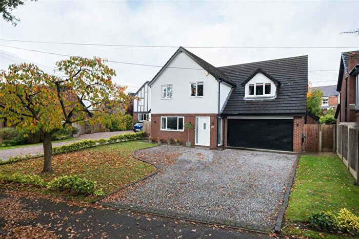 4 Bedroom Detached House For Sale In Walkers Lane, Tarporley, CW6