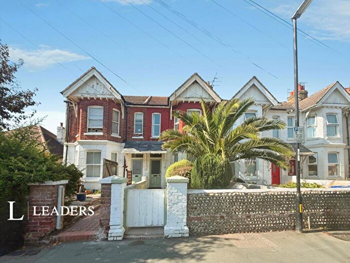 2 Bedroom Apartment For Sale In Church Walk, Worthing, BN11
