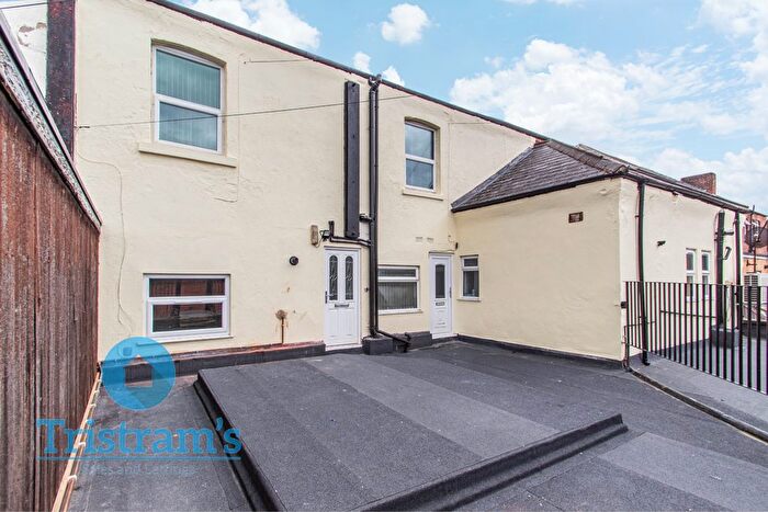 3 Bedroom Flat To Rent In Radford Road, Radford, NG7