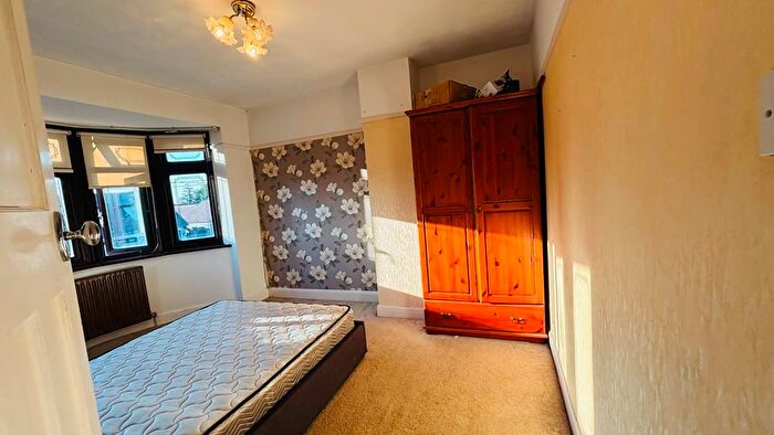 3 Bedroom Detached House To Rent In Betterton Road, Rainham, RM13