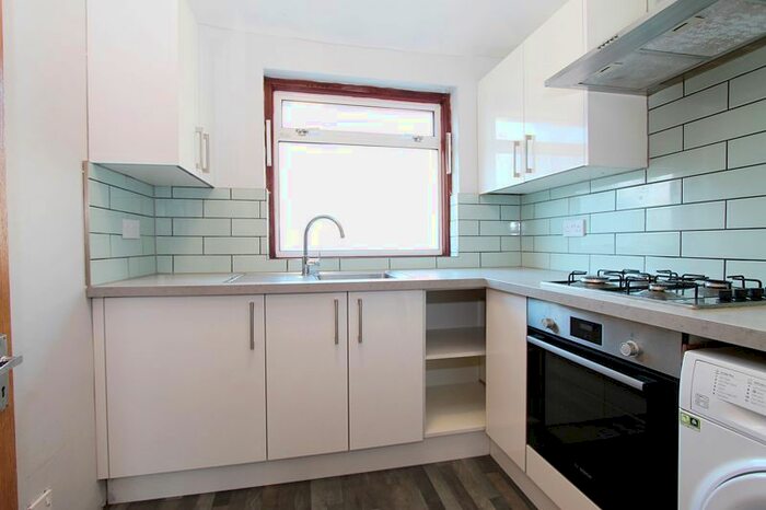 3 Bedroom Flat To Rent In Lady Margaret Road, Southall UB1