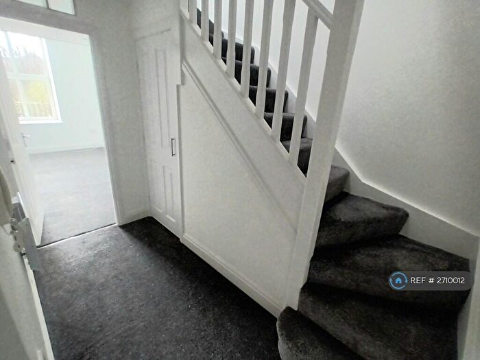 3 Bedroom Flat To Rent In Brougham Hall, Rossendale, BB4