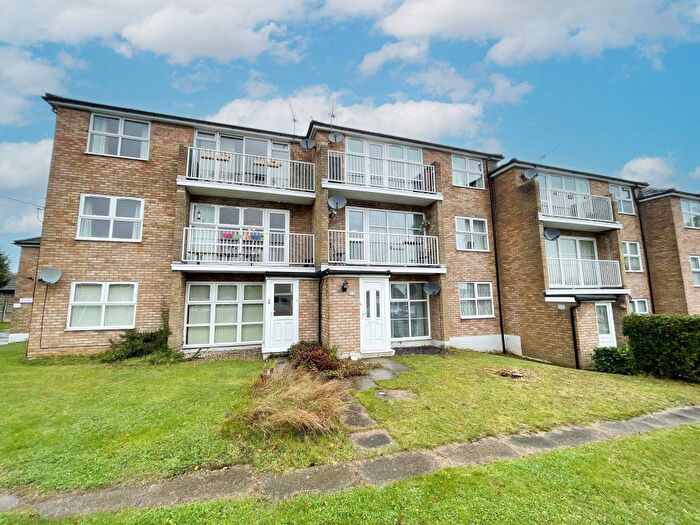 2 Bedroom Flat To Rent In Bideford Green, Leighton Buzzard, LU7