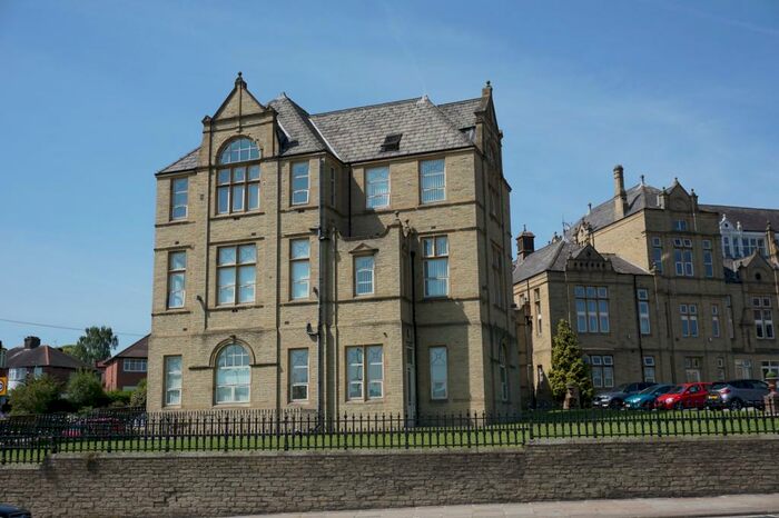 1 Bedroom Apartment To Rent In Prescott Street, Halifax, HX1