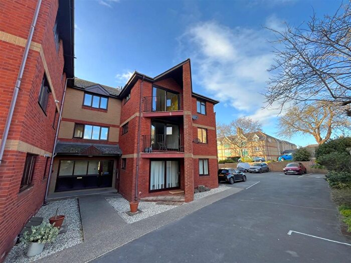 2 Bedroom Flat For Sale In Westerhall Road, Greenhill, DT4