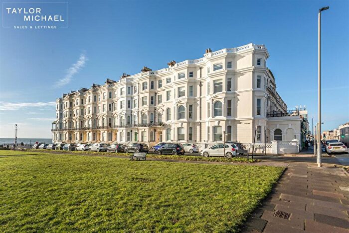 2 Bedroom Flat For Sale In Medina Terrace, Hove, BN3