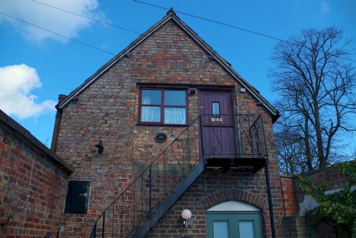 2 Bedroom Flat For Sale In Church Lane, Boroughbridge, York, YO51