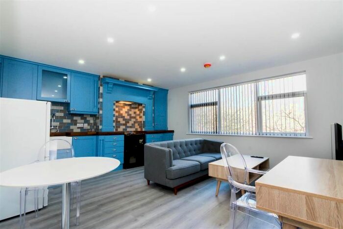 1 Bedroom Flat To Rent In Enterprise House, Low Lane, Horsforth, Leeds, West Yorkshire, LS18