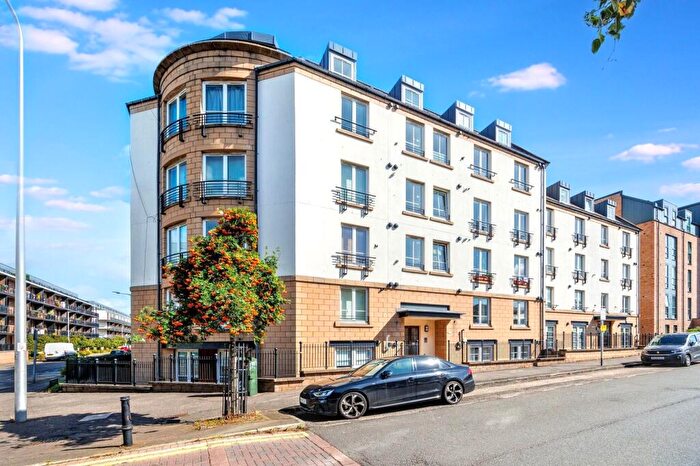 2 Bedroom Flat For Sale In Annandale Street, Edinburgh, Midlothian, EH7