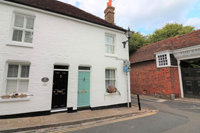 2 Bedroom End Terrace House For Sale In Upper Strand Street, Sandwich, CT13