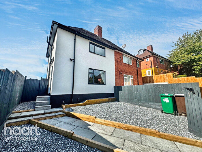 3 Bedroom Semi-Detached House For Sale In Skipton Circus, Nottingham, NG3