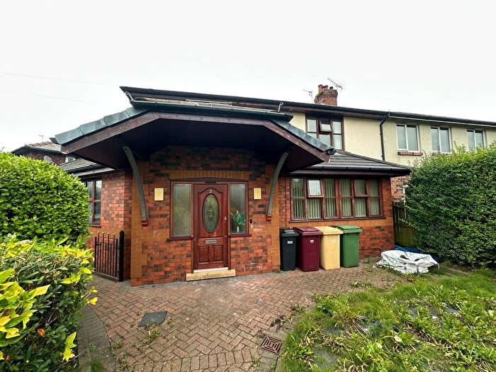 3 Bedroom Semi-detached House To Rent In Charlesworth Avenue, Bolton, BL3