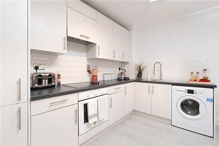 1 Bedroom Flat To Rent In Maud Chadburn Place, Clapham, SW4