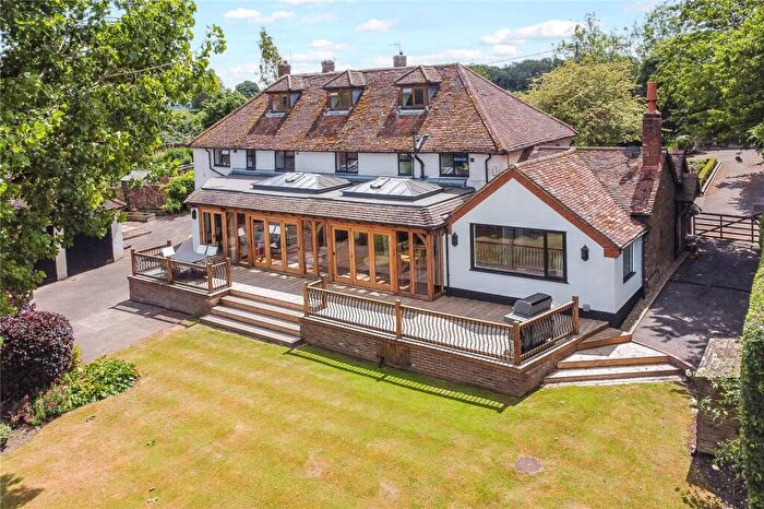 5 Bedroom Detached House For Sale In Lynch Hill, Kensworth, Dunstable, Bedfordshire, LU6