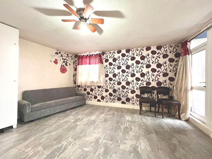 2 Bedroom Flat For Sale In Annie Taylor House, Walton Road, E12