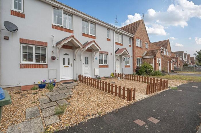 2 Bedroom Terraced House For Sale In Silver Birch Drive, Middleton-On-Sea, PO22