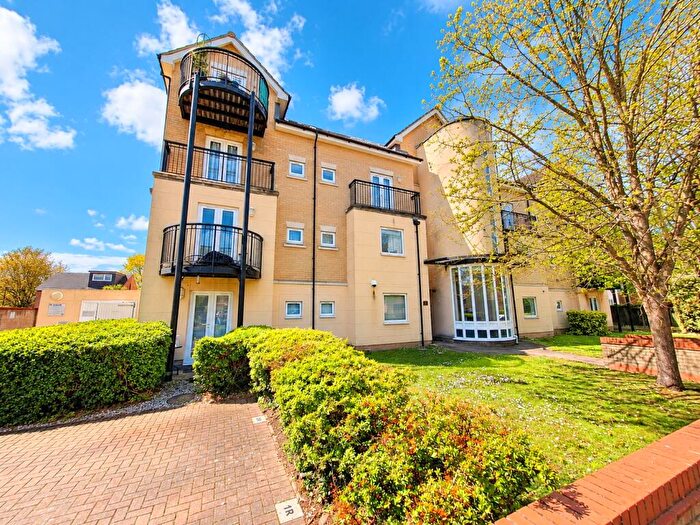 2 Bedroom Flat For Sale In Hulse Road, Southampton, SO15