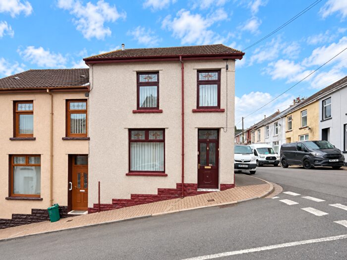 3 Bedroom End Of Terrace House For Sale In Spencer Street, Cwmaman, Aberdare, Rhondda Cynon Taf, CF44