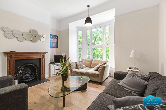 4 Bedroom Flat To Rent In Grafton Terrace, Kentish Town, London, NW5