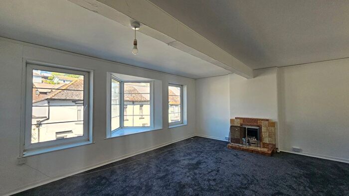 3 Bedroom Maisonette To Rent In Bolton Street, Brixham, TQ5