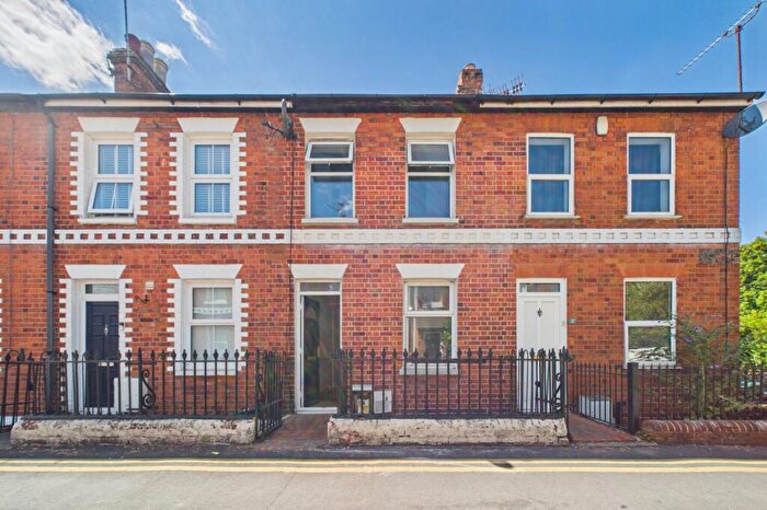 3 Bedroom Terraced House To Rent In Western Road, Reading, Berkshire, RG1
