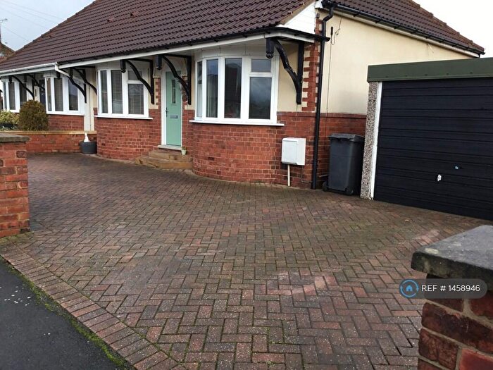 2 Bedroom Bungalow To Rent In Clifton Avenue, Chesterfield, S43