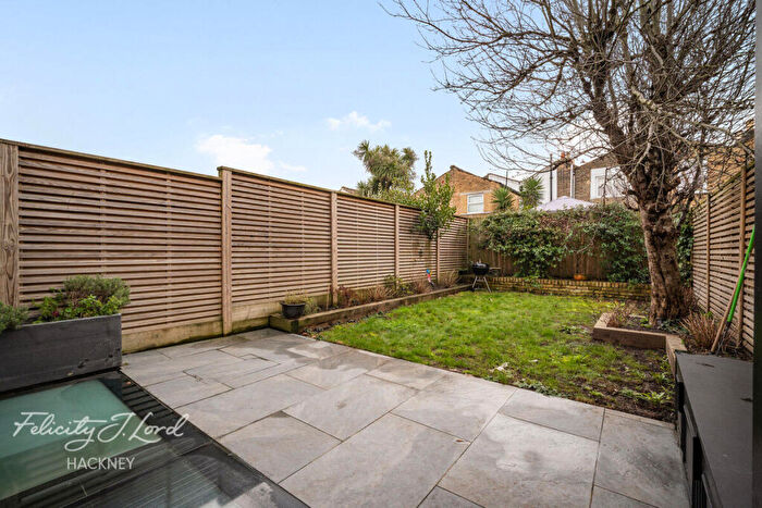 7 Bedroom Terraced House For Sale In Glenarm Road, London, E5