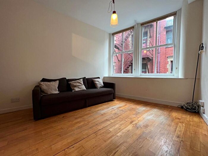 1 Bedroom Flat To Rent In Kingsley House, Newton Street, Manchester, M1