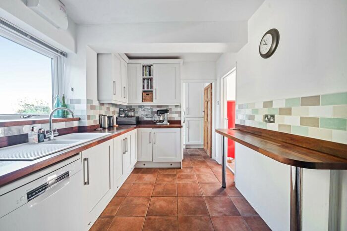 4 Bedroom Detached House For Sale In Ash Road, Lightpill, Stroud, GL5