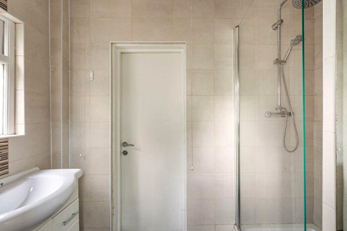 2 Bedroom Flat For Sale In Sandown Road, Brighton, BN2