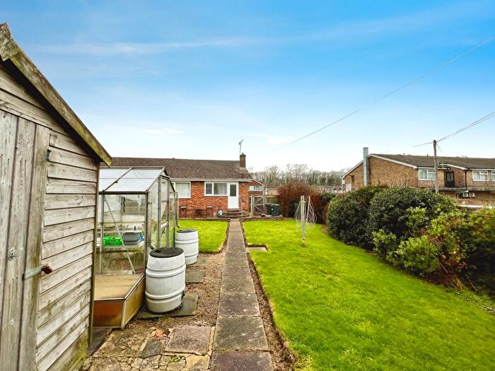 2 Bedroom Semi-detached Bungalow For Sale In Foxglove Road, Willesborough, TN24