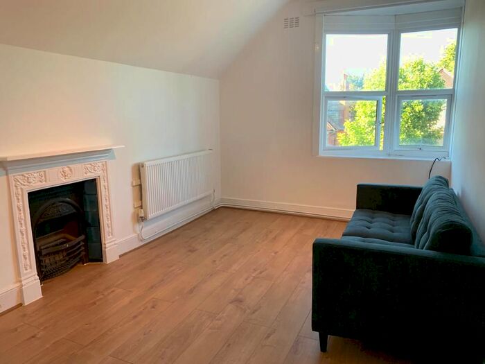 1 Bedroom Flat To Rent In Princes Avenue, Muswell Hill, London, N10
