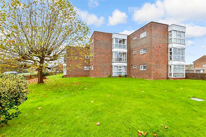 2 Bedroom Flat For Sale In The Strand, Goring-By-Sea, Worthing, West Sussex, BN12