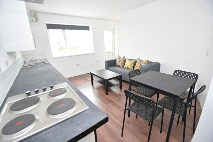 2 Bedroom Coach House To Rent In Cathays Terrace, Cathays, Cardiff, CF24