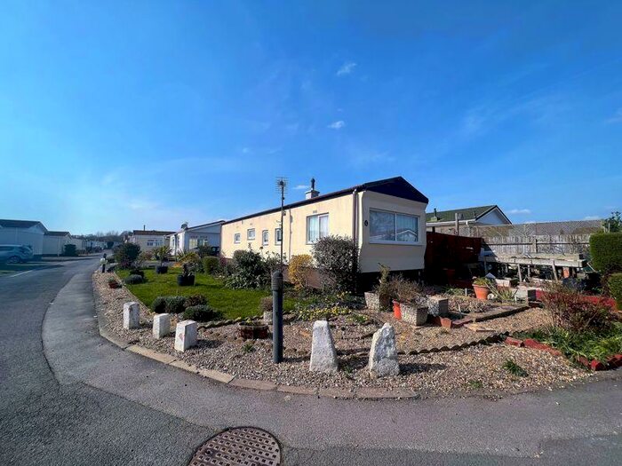 1 Bedroom Park Home For Sale In Odds Farm Park Estate, Wooburn Green, HP10