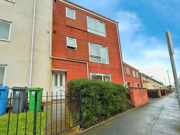 2 Bedroom Flat To Rent In Flixton Road, Grove Village, Manchester, M13