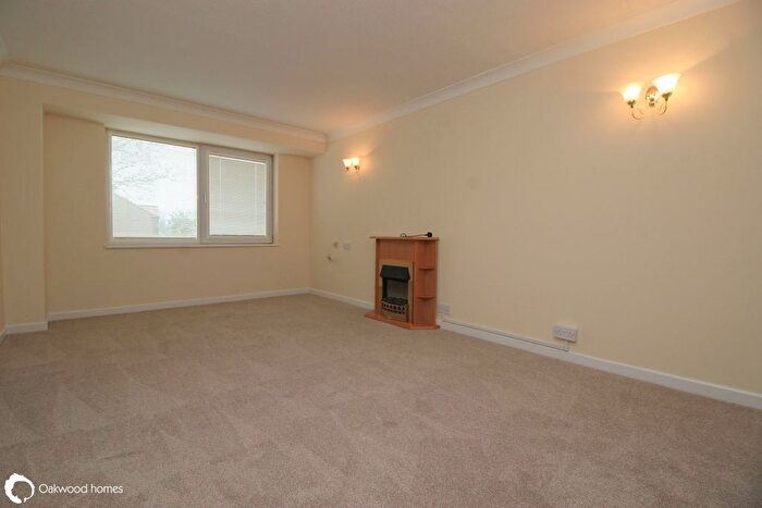 1 Bedroom Flat For Sale In Hunting Gate, Birchington, CT7