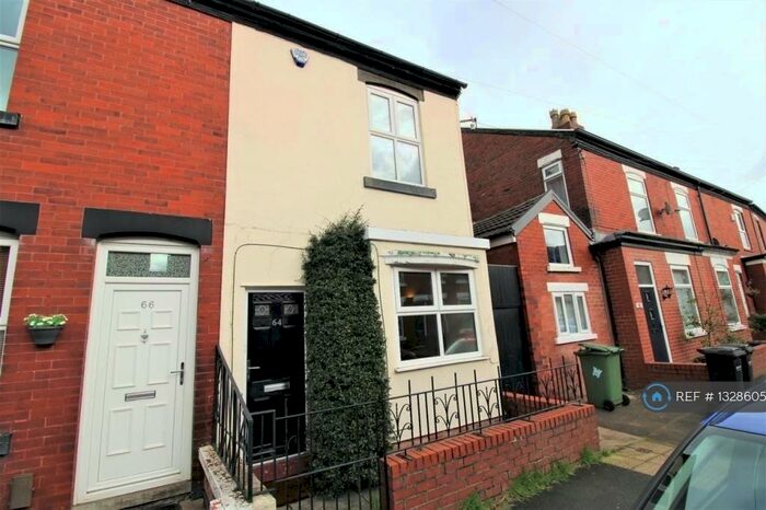 2 Bedroom Terraced House To Rent In Winifred Road, Heaviley, SK2