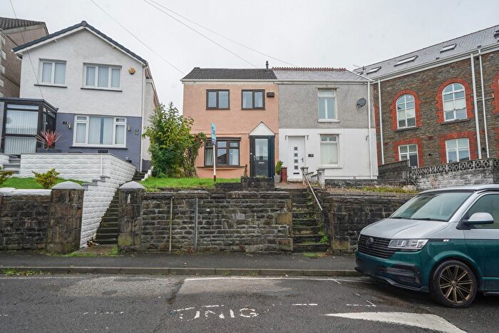 2 Bedroom Semi-Detached House For Sale In Vicarage Road, Swansea, SA6