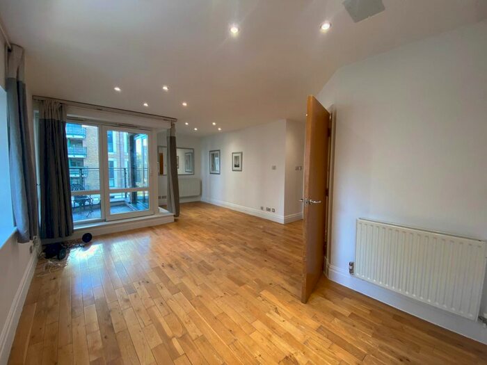 2 Bedroom Flat To Rent In Warren House, Beckford Closem Kensington, W14
