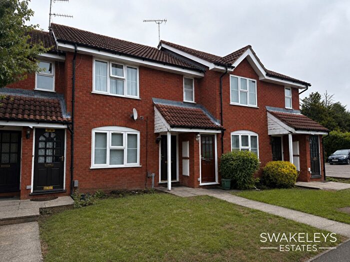 1 Bedroom Maisonette For Sale In Buckland Court, Ickenham, UB10