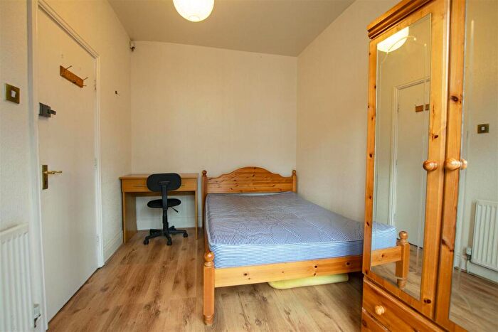 8 Bedroom House To Rent In Tiverton Road, Birmingham, B29