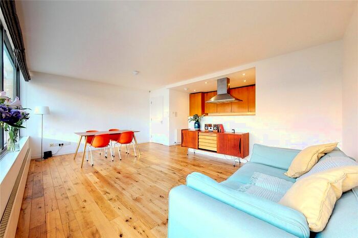 2 Bedroom Flat To Rent In Ciba Apartments, Union Street, London, SE1